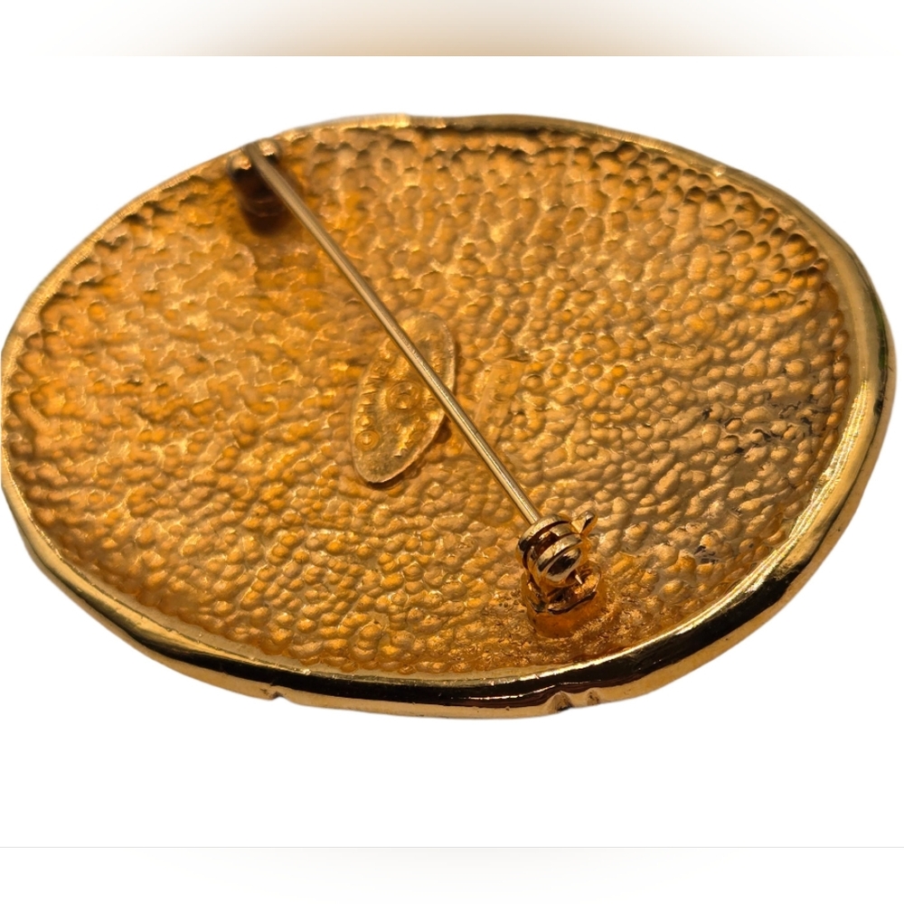 #15 Chanel Brooch Coco Mark Oval GP Plated Gold  - Picture 10 of 15